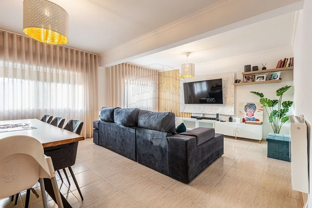 Apartamento T3 para Venda em Azambuja Foto 19