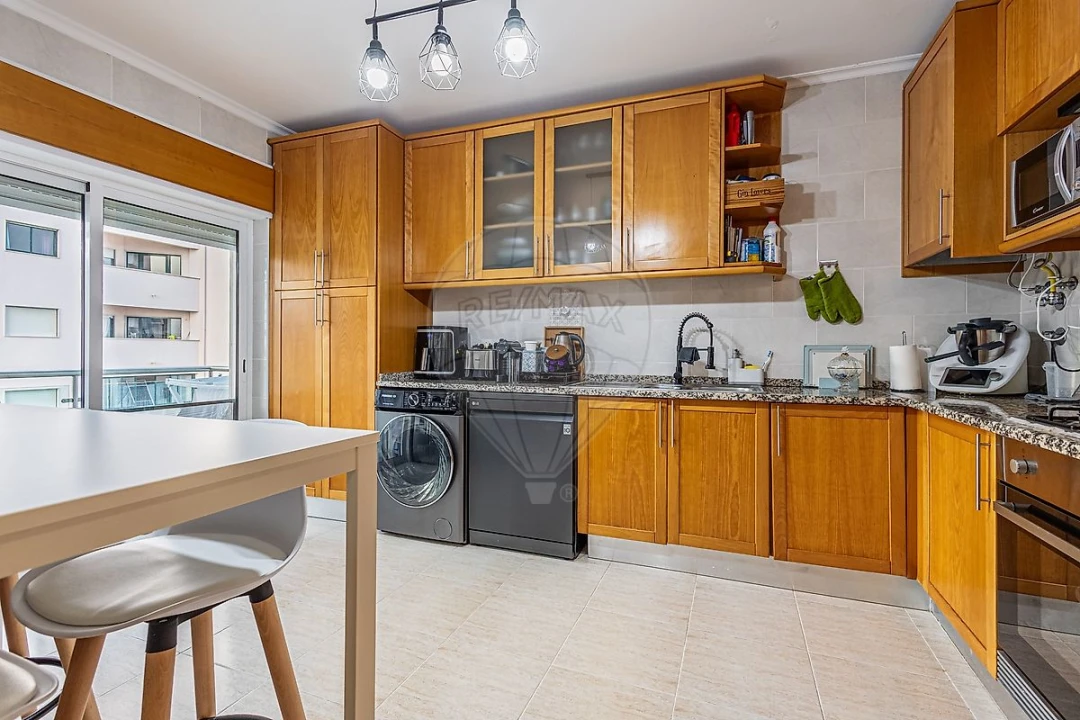 Apartamento T3 para Venda em Azambuja Foto 47