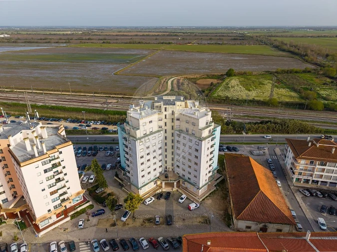 Apartamento T3 para Venda em Azambuja Foto 14