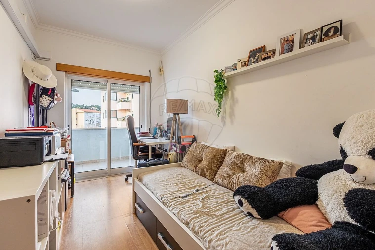 Apartamento T3 para Venda em Azambuja Foto 38