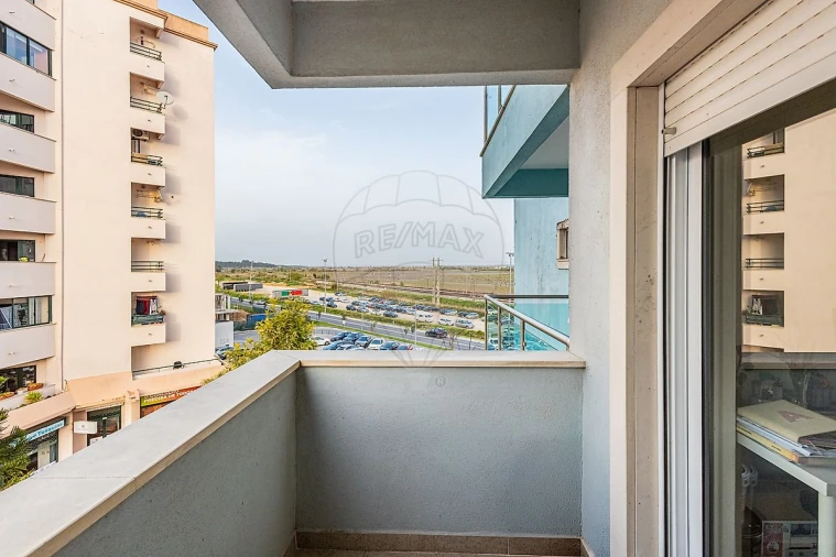 Apartamento T3 para Venda em Azambuja Foto 41