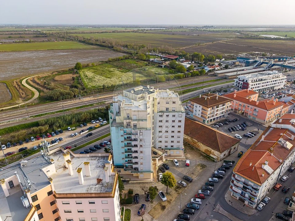Apartamento T3 para Venda em Azambuja Foto 15