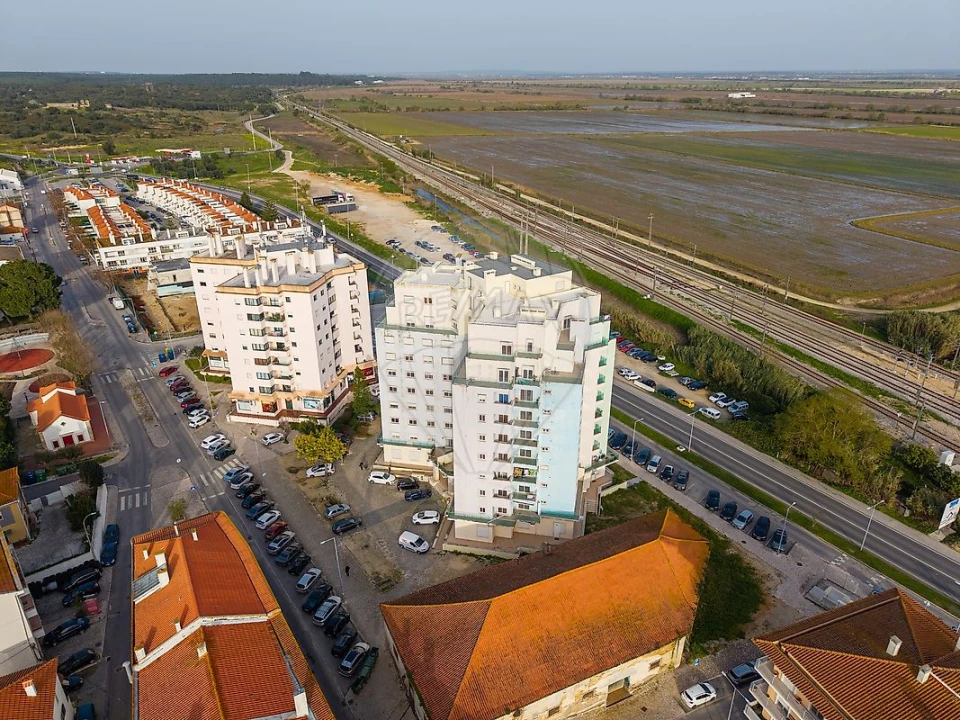 Apartamento T3 para Venda em Azambuja Foto 12