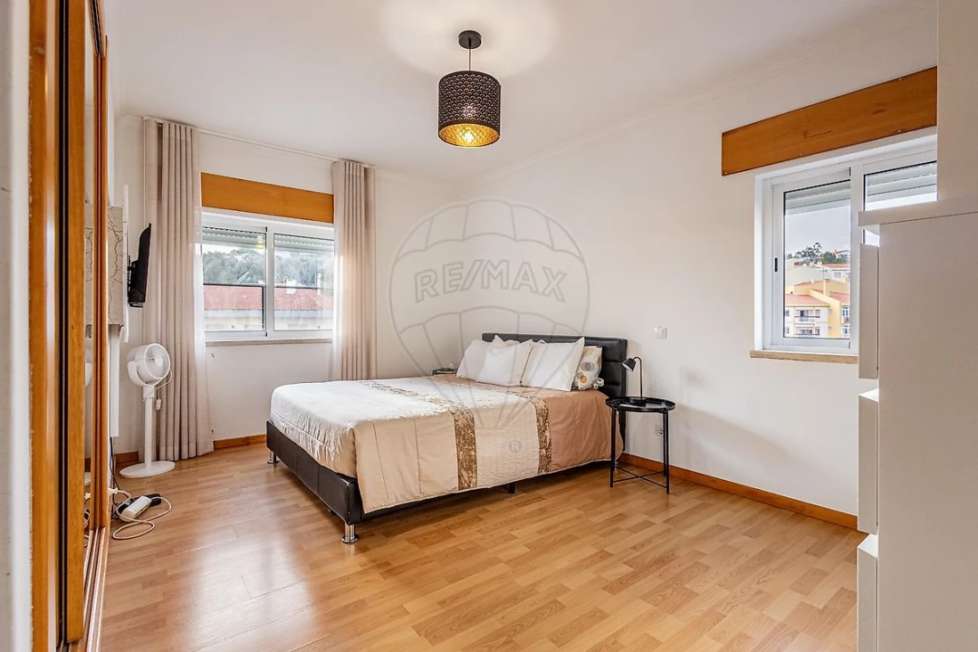 Apartamento T3 para Venda em Azambuja Foto 33