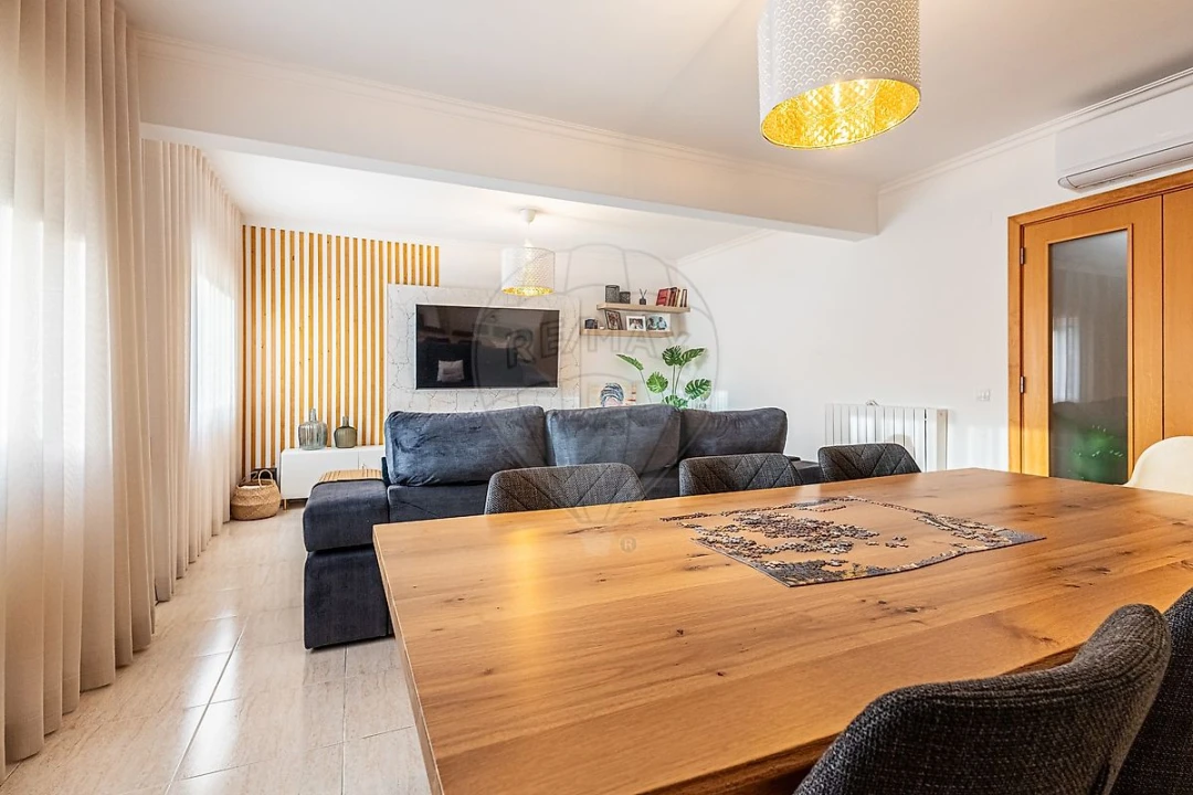 Apartamento T3 para Venda em Azambuja Foto 22