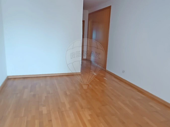 Apartamento T3 para Venda em Samora Correia Foto 18