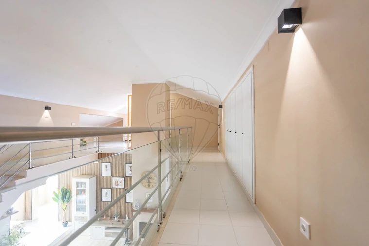 Moradia T4 para Venda em Benavente Foto 15