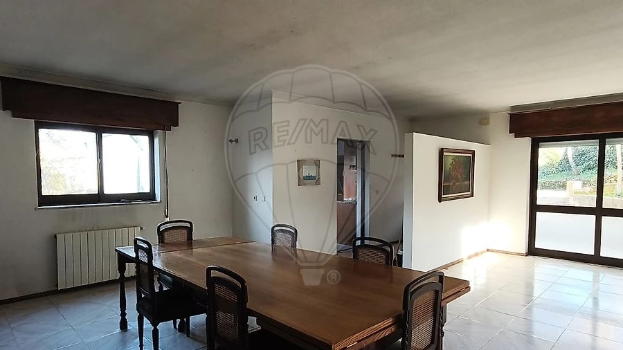 Moradia T4 para Venda em Castainço