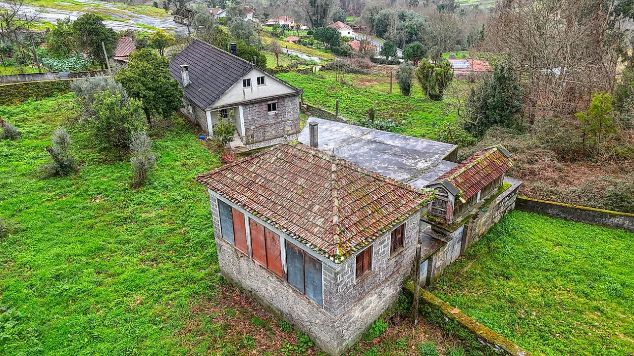 Moradia T3 para Venda em Souto Foto 2