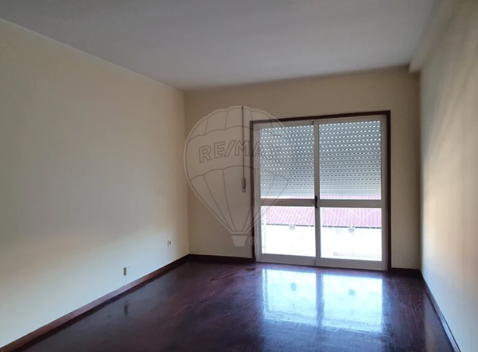 Apartamento T2 para Venda em Gondomar (São Cosme), Valbom e Jovim Foto 3