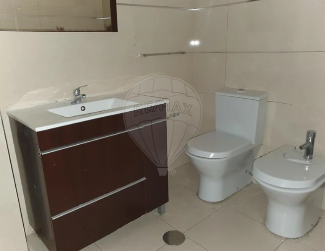 Apartamento T3 para Venda em Cidade da Maia Foto 12