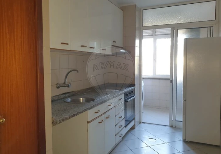 Apartamento T3 para Venda em Cidade da Maia Foto 10