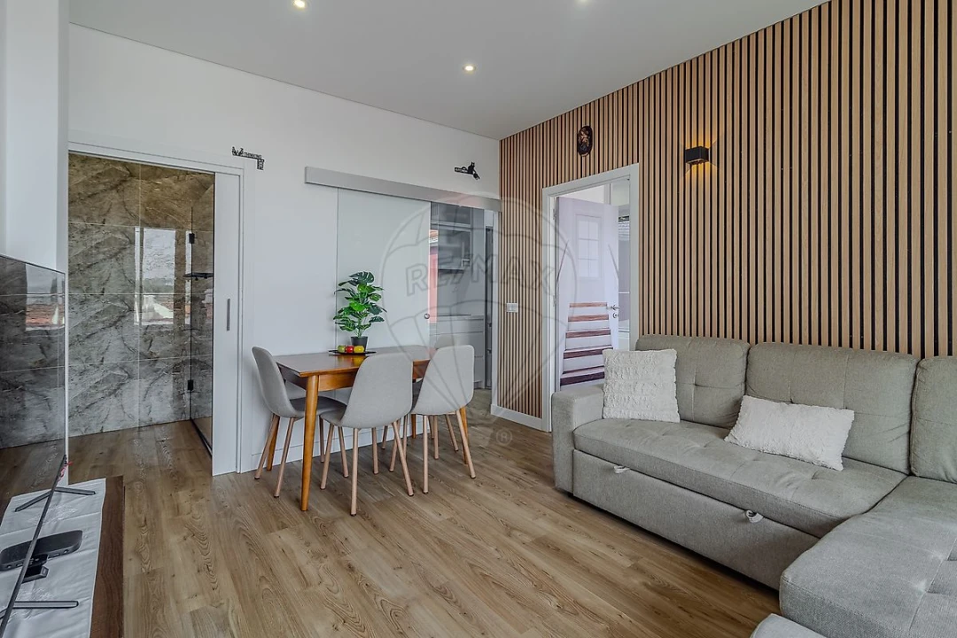 Apartamento T1 para Venda em Mafamude e Vilar do Paraíso Foto 9