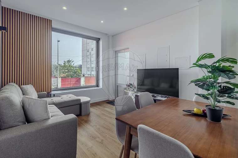 Apartamento T1 para Venda em Mafamude e Vilar do Paraíso Foto 11