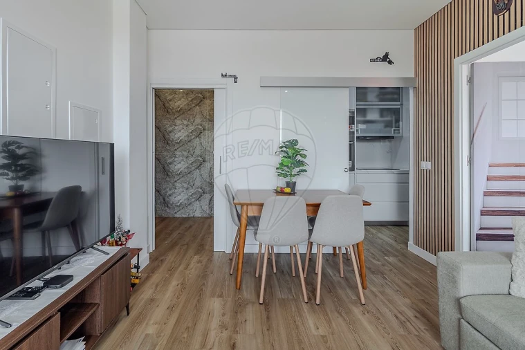 Apartamento T1 para Venda em Mafamude e Vilar do Paraíso Foto 10
