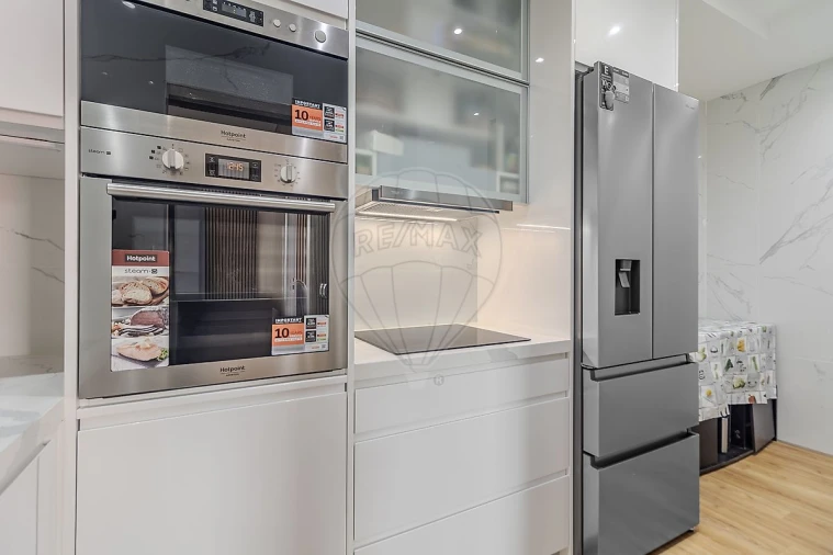 Apartamento T1 para Venda em Mafamude e Vilar do Paraíso Foto 15