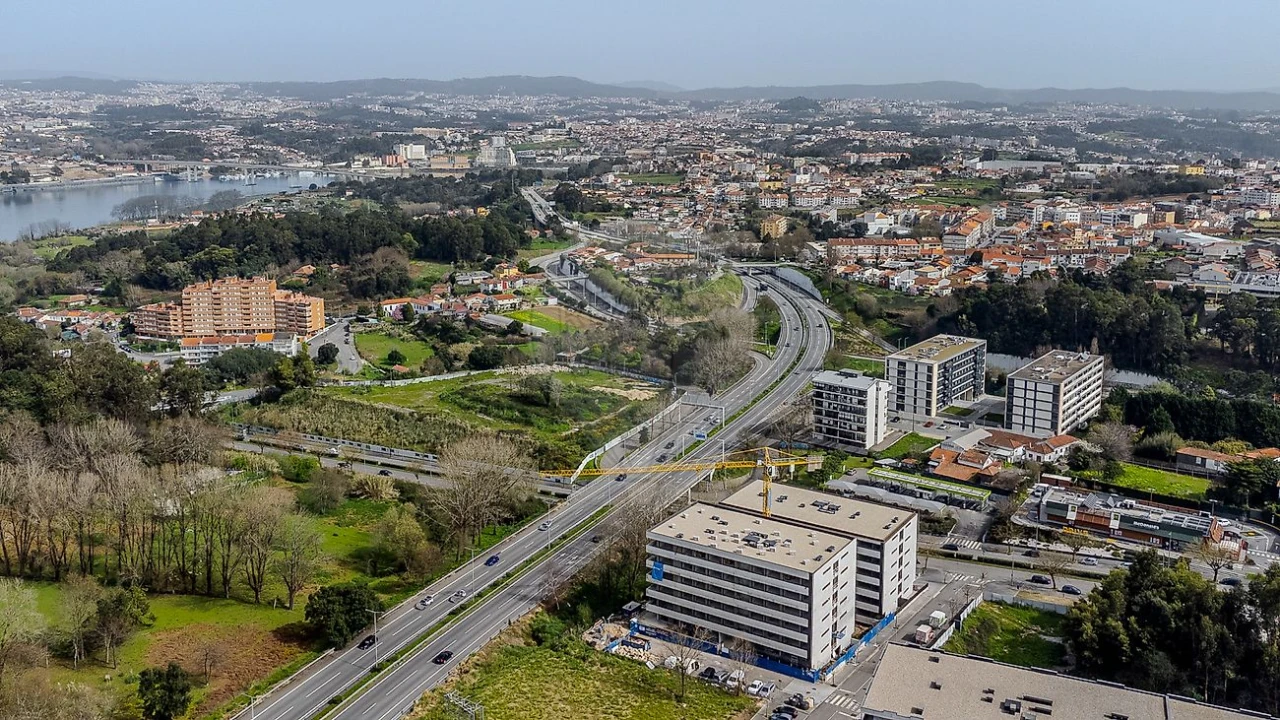 Apartamento T1 para Venda em Mafamude e Vilar do Paraíso Foto 6