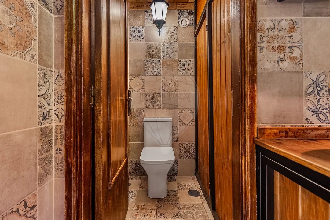 Negócio para Venda em Cidade da Maia Foto 4