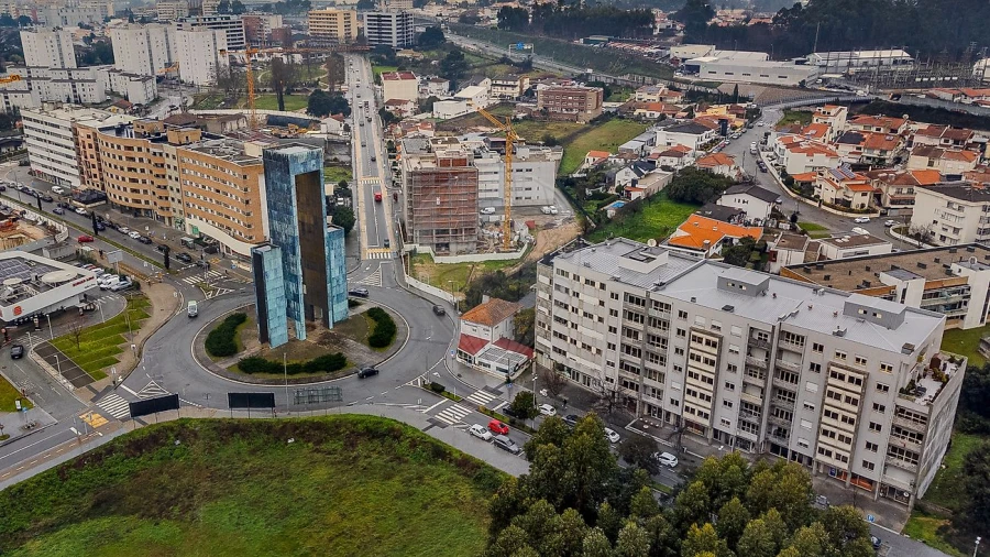 Negócio para Venda em Cidade da Maia Foto 11