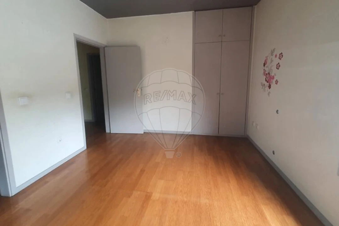 Apartamento T3 para Venda em Aguas Santas Foto 3