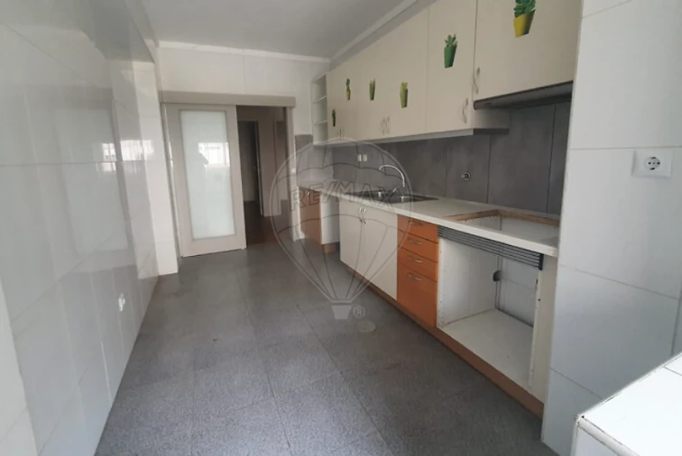 Apartamento T3 para Venda em Aguas Santas Foto 9