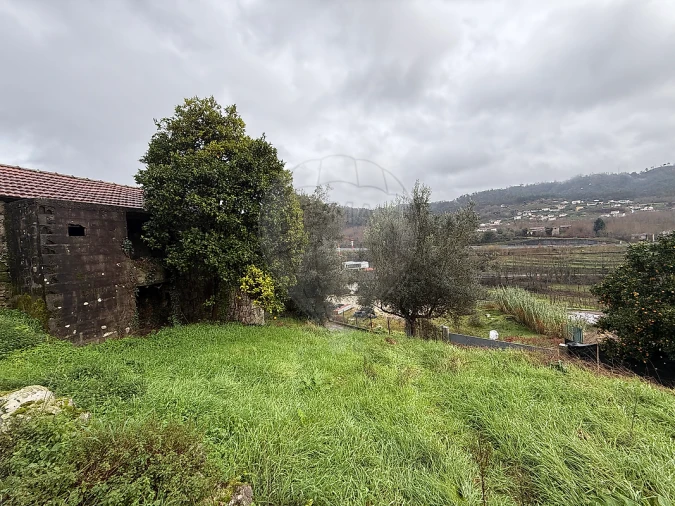 Moradia T3 para Venda em Armil Foto 7