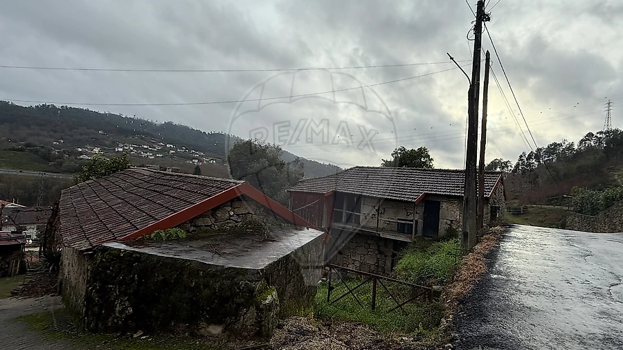 Moradia T3 para Venda em Armil