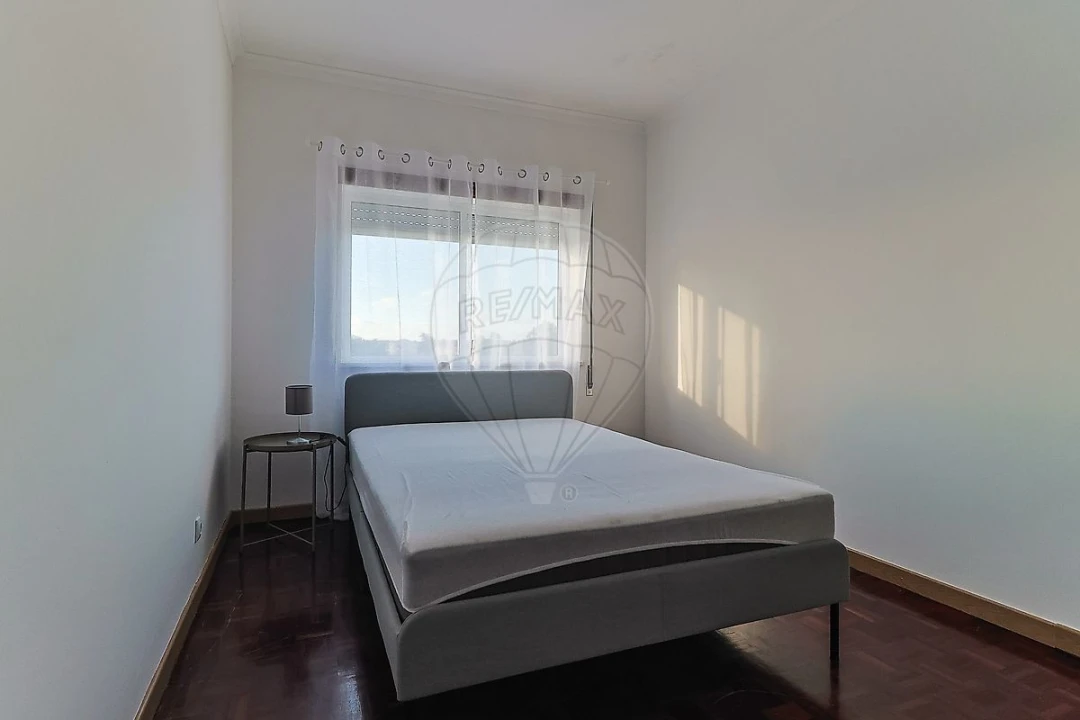 Apartamento T2 para Venda em Buarcos Foto 12