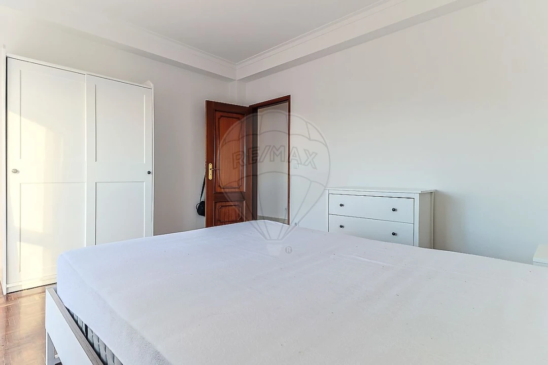 Apartamento T2 para Venda em Buarcos Foto 10