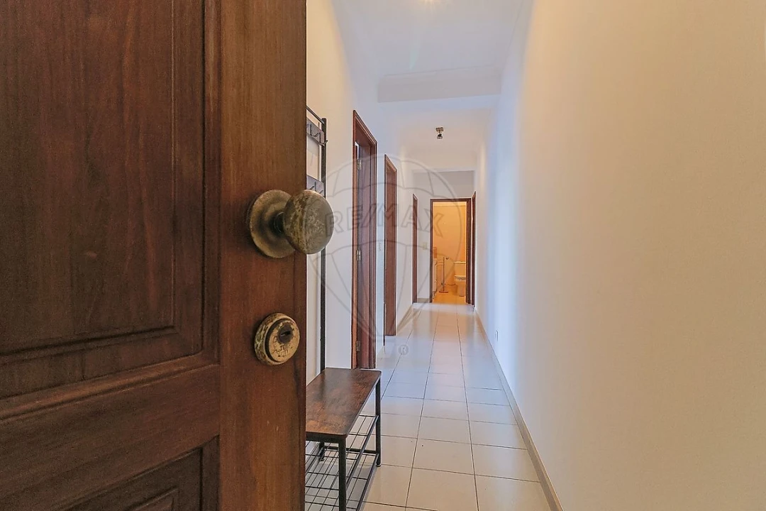 Apartamento T2 para Venda em Buarcos Foto 2