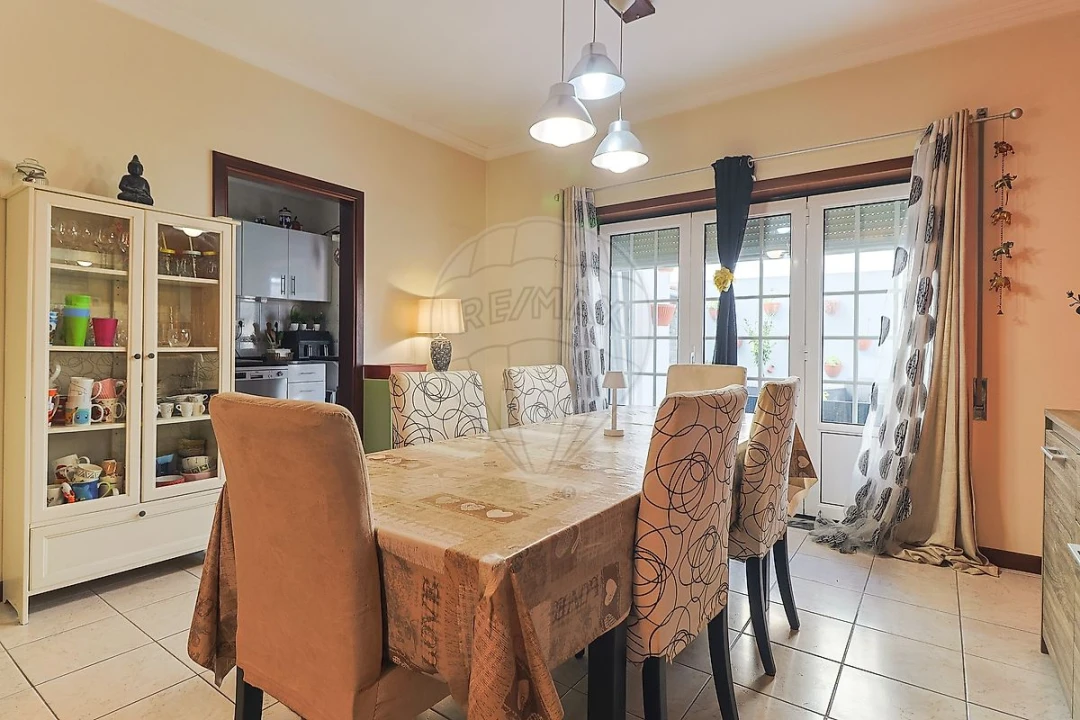 Moradia T3 para Venda em Buarcos Foto 4