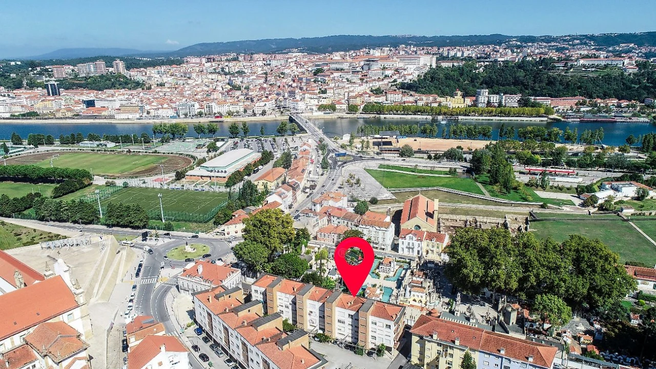 Apartamento T2 para Arrendamento em Santa Clara e Castelo Viegas Foto 11