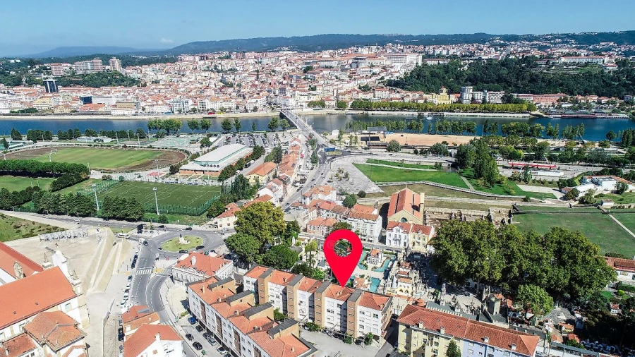 Apartamento T2 para Arrendamento em Santa Clara e Castelo Viegas Foto 11