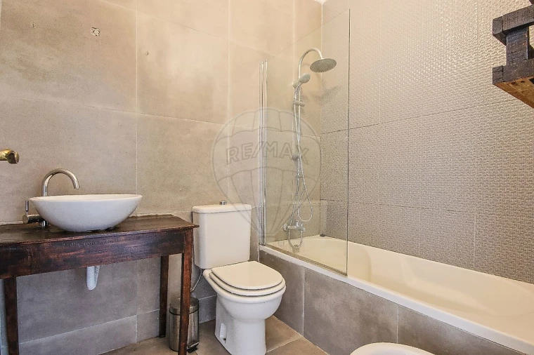 Apartamento T2 para Arrendamento em Santa Clara e Castelo Viegas Foto 9