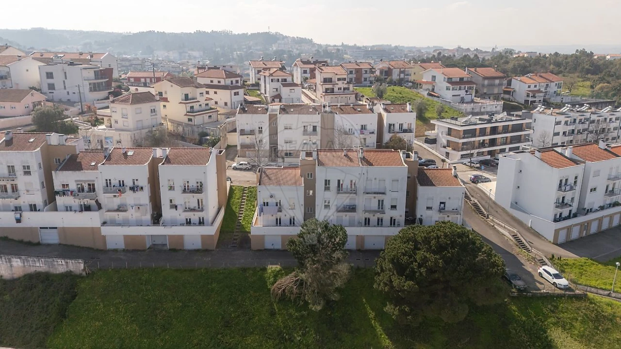 Apartamento T2 para Venda em Santa Clara e Castelo Viegas Foto 6