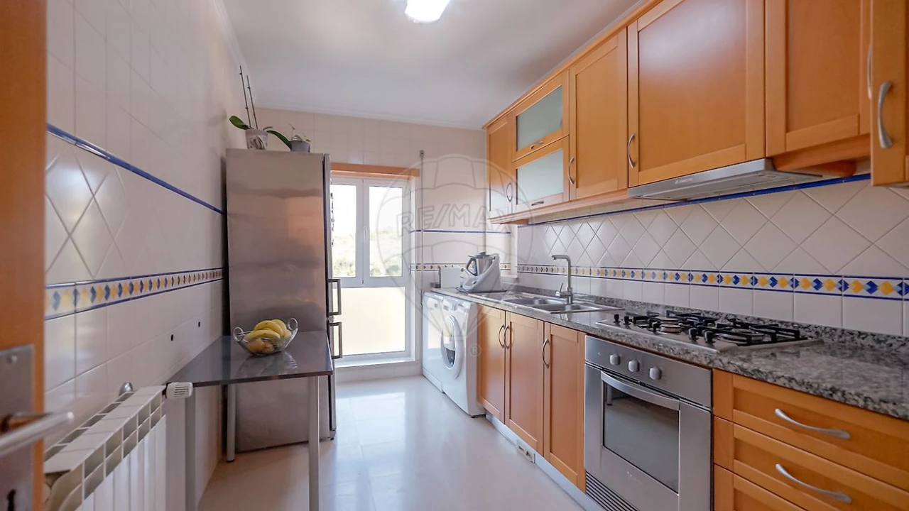 Apartamento T2 para Venda em Santa Clara e Castelo Viegas Foto 1