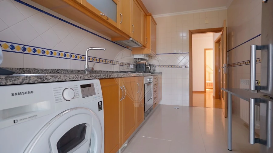 Apartamento T2 para Venda em Santa Clara e Castelo Viegas Foto 2