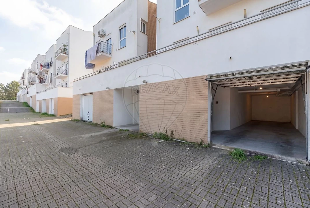 Apartamento T2 para Venda em Santa Clara e Castelo Viegas Foto 29