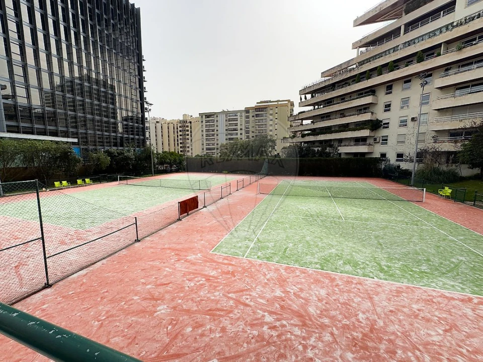 Apartamento T4 para Arrendamento em Algés, Linda-A-Velha e Cruz Quebrada-Dafundo Foto 21
