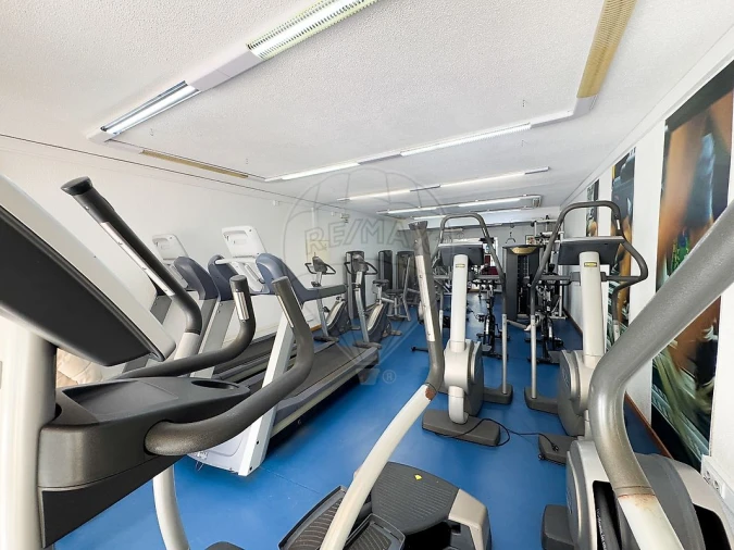 Apartamento T4 para Arrendamento em Algés, Linda-A-Velha e Cruz Quebrada-Dafundo Foto 23