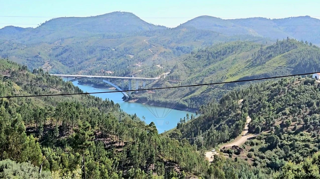 Moradia T3 para Venda em Ferreira do Zezere Foto 8