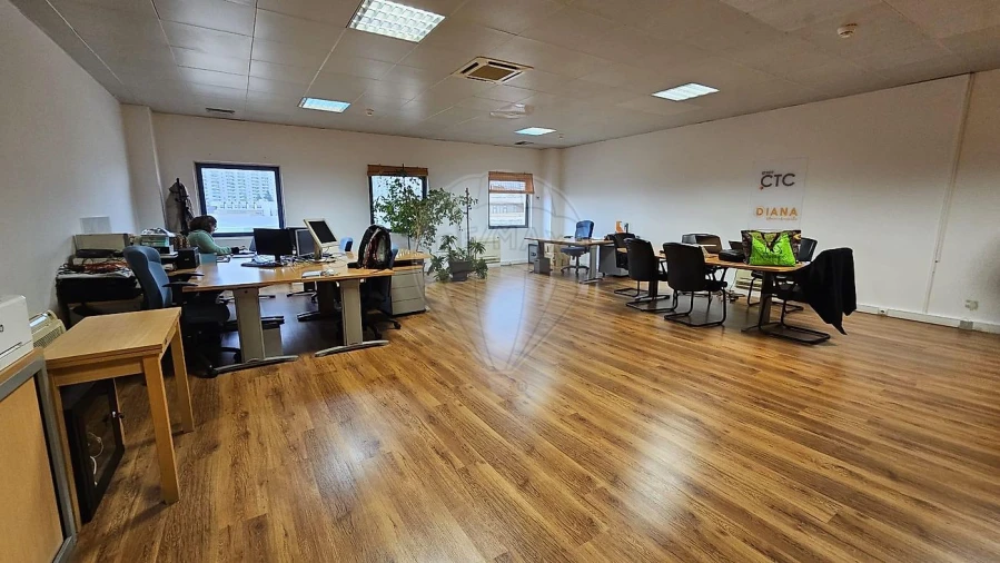 Escritório para Arrendamento em Alfragide Foto 5