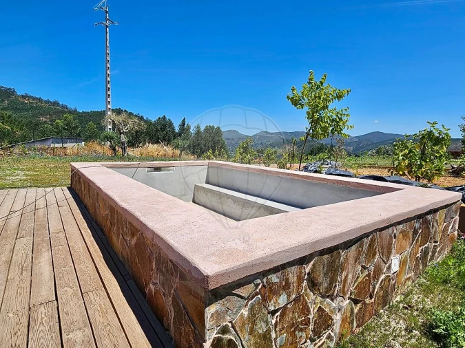 Moradia T3 para Venda em Ferreira do Zezere Foto 4