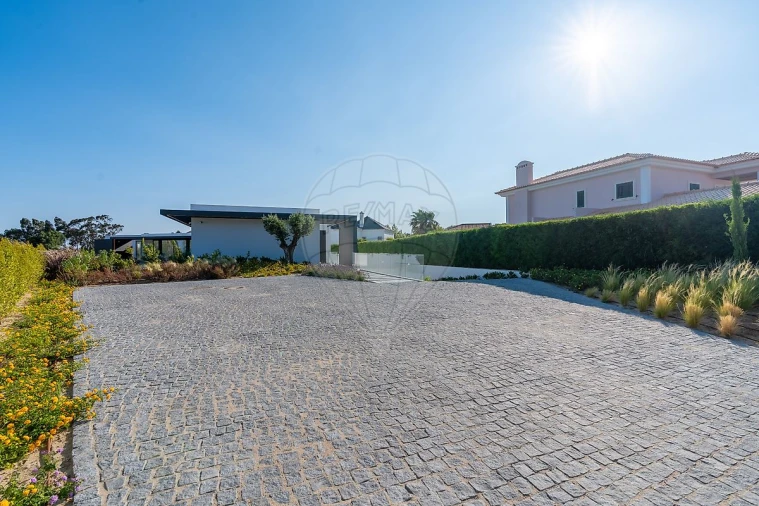 Moradia T5 para Venda em Santa Maria e São Miguel, São Martinho, São Pedro Penaferrim Foto 46