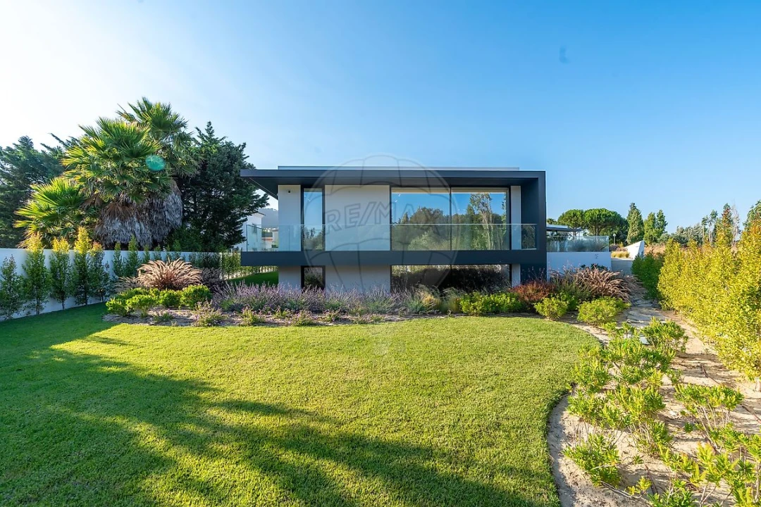 Moradia T5 para Venda em Santa Maria e São Miguel, São Martinho, São Pedro Penaferrim Foto 29