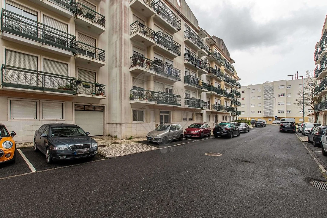 Apartamento T3 para Venda em Queluz e Belas Foto 20