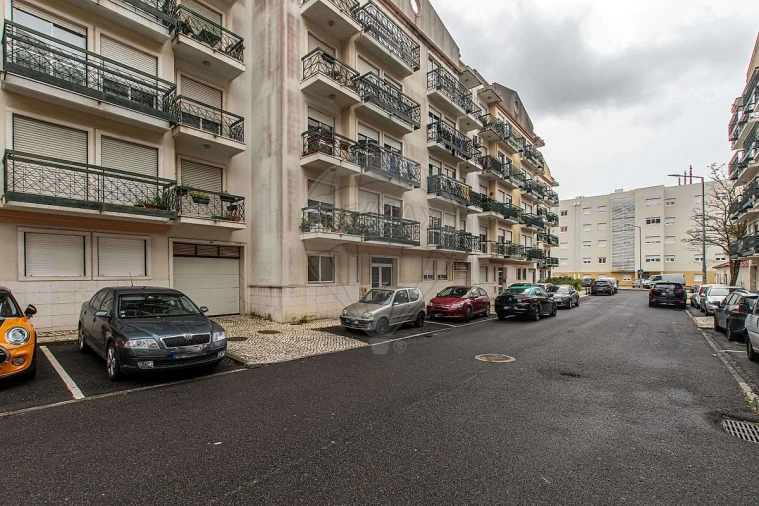 Apartamento T3 para Venda em Queluz e Belas Foto 20