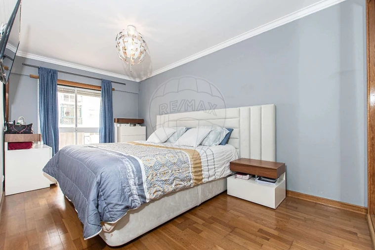 Apartamento T3 para Venda em Queluz e Belas Foto 9