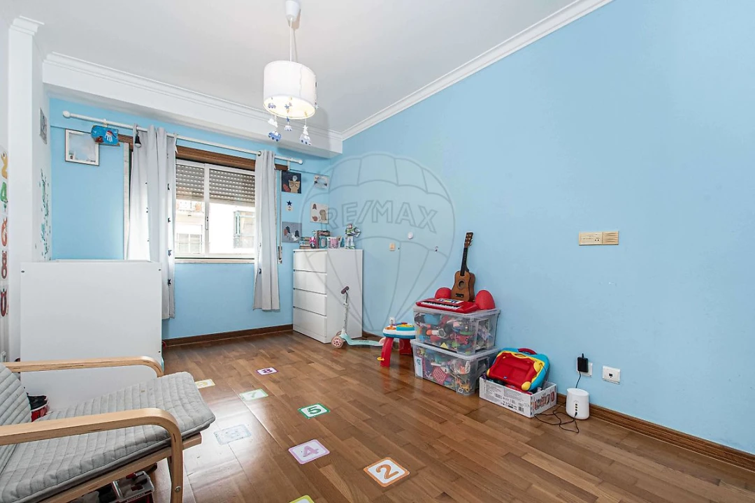 Apartamento T3 para Venda em Queluz e Belas Foto 11