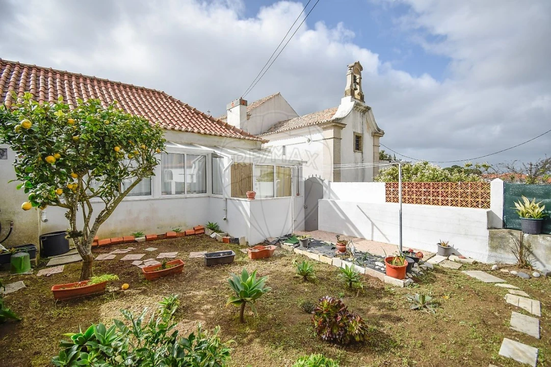 Moradia T2 para Venda em Colares Foto 31